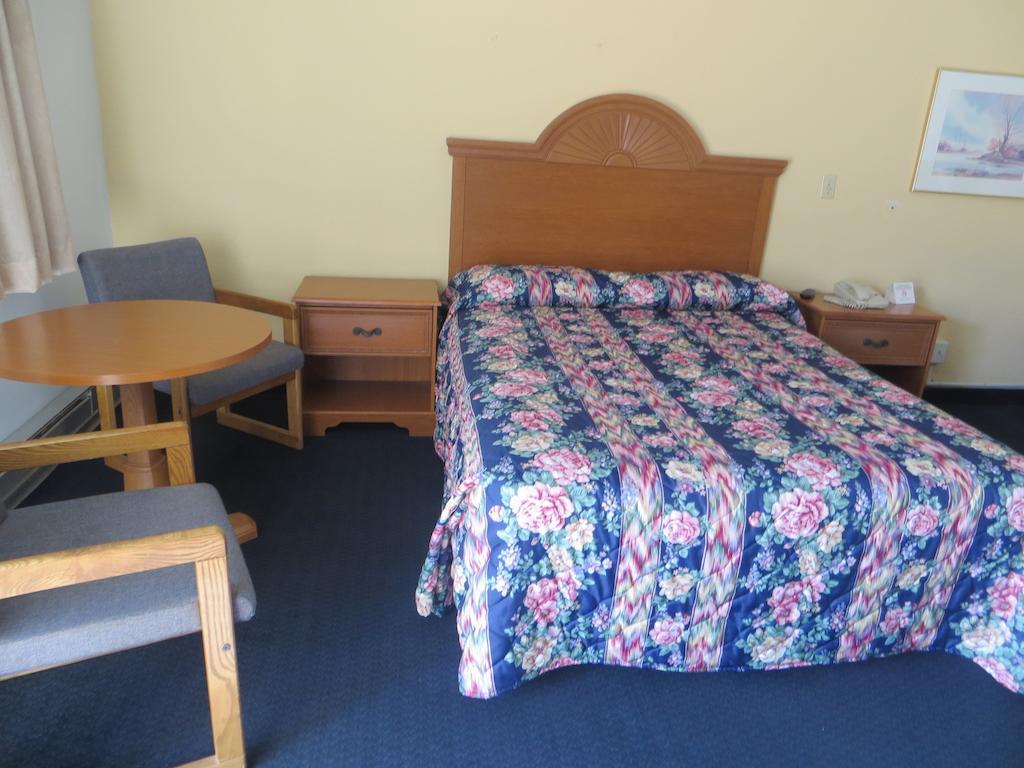 Budget Inn Adair Номер фото