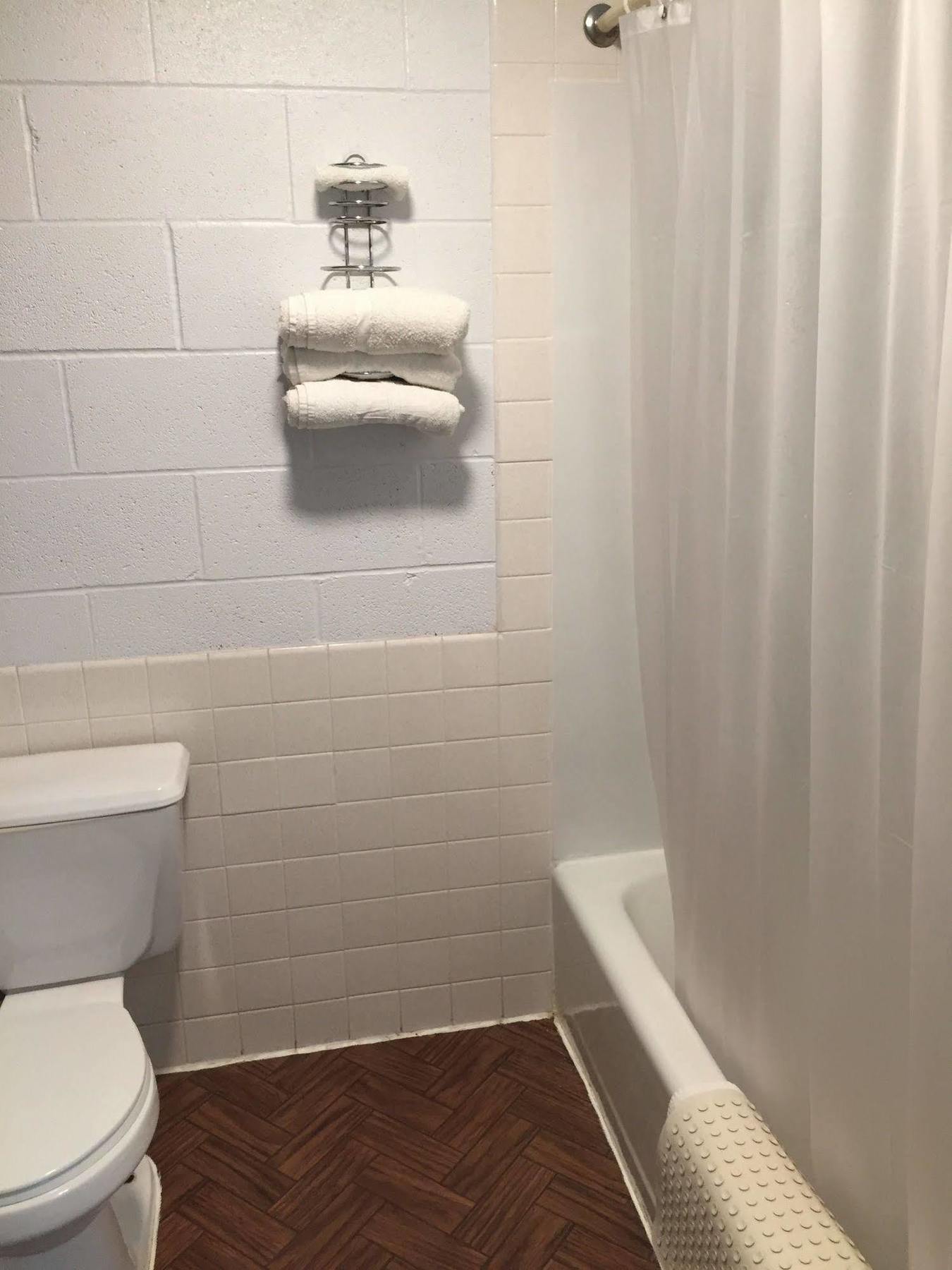 Budget Inn Adair Экстерьер фото
